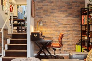 Family-Friendly Townhouse with Private Courtyard - 7