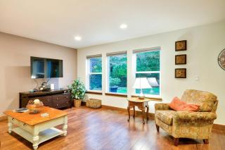 Dog-Friendly Milwaukie Home 9 Mi to Dtwn Portland - Milwaukie - 8
