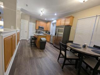 Cedar's Corner In Concord Spacious & Clean - 1