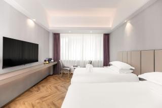 Guangzhou Tianhe Building - 3