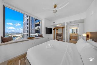 Modern DTW Miami Escape with Water Views - Miami - 9