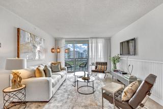 LUXURY APARTMENT - Direct Bay in South Beach - 7