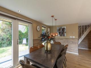 Holiday home in Groote Keeten with garden - Groote Keeten - 6