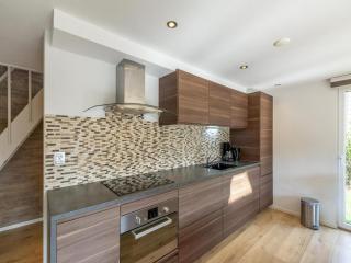 Holiday home in Groote Keeten with garden - Groote Keeten - 2