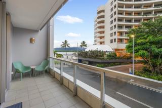 Absolute Waterfront - Enjoy Exceptional Lifestyle - Cairns - 1