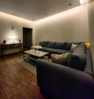 شقة فاخرة بمدخل خاص و باب ذكي Apartment with private entrance and self-entry - Riad - 2