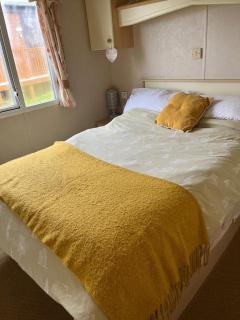 Haven Devon Cliffs Caravan - 1