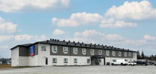 Studio 6 Hornepayne, ON - - 0