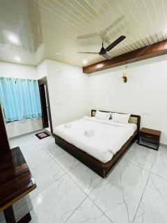 Hotel Kingdom - 5