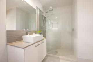 The Sunrise Apartment on Orealla - Sunrise Beach - 3
