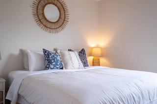 The Sunrise Apartment on Orealla - Sunrise Beach - 2