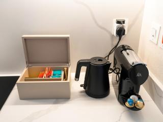 1BR Suite FIVE LUXE - Pool & Beach view - Private Hot Tub - Ventura Stays - 1