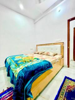 The Rama Inn - Ayodhya - 0