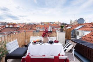 Charming Prague Apartment in Vrsovice with Roof Terrace - Prague - 1
