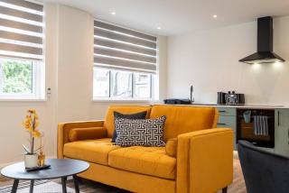 Aurum 6 - Chic 1BR Stay by DMU City Centre - 7