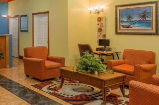 Days Inn by Wyndham Fort Myers - Fort Myers - 8