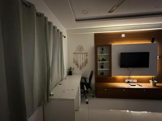 Premium Room Prime Location Hosted by an IITian - Lingampalli - 0