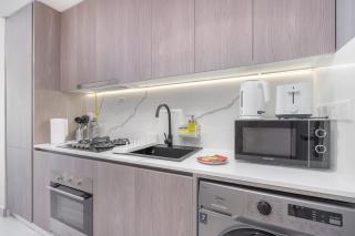 StayShort - Heart Captivating Studio in Laya Heights - 7