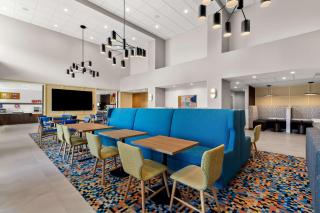 Hampton Inn & Suites Corona, Ca - 2