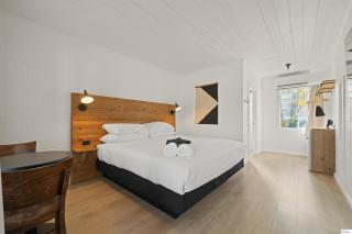 Triangle Motel - Red Bluff - 7