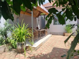 Kikuba House AIRPORT B&B - Città di Zanzibar - 7