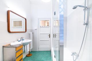 Private parking 3Bd Apartment near Piazza Carducci - Bolonia - 3