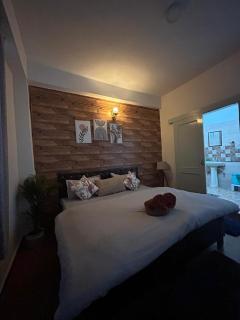 Romantic escape Kasauli by Elegance Homes - Solan - 4