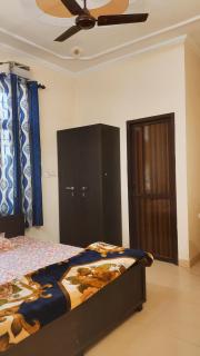 DM Homestays - - 5