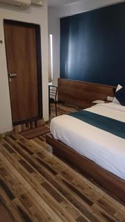 Loto Hotel - Indore - 7