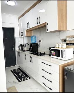 ARMAN studio KILIMANI - Nairobi - 8