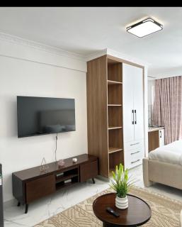 ARMAN studio KILIMANI - Nairobi - 9