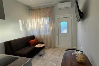 Loyal Apartment - Kástron - 9
