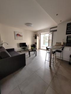 Beau Studio climatisé, parking privé Sanary centre - Sanary-sur-Mer - 8