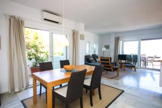 Three bedroom apartment La Mairena Elviria - 1