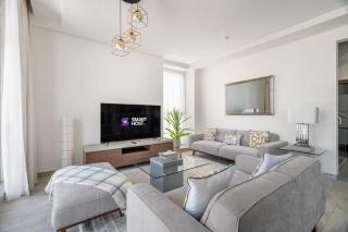 Luxury 4BR MTLVL flat w Al-Jadaf canal riverfront - 8