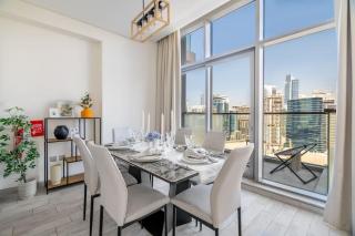 Luxury 4BR MTLVL flat w Al-Jadaf canal riverfront - 6