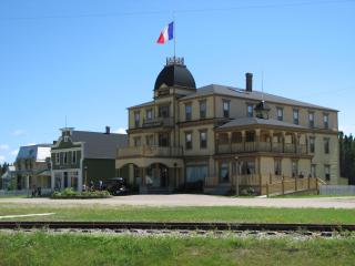 Hôtel Château Albert - Bertrand - 2
