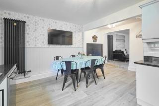 Host & Stay - The Alby - 1