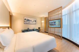 Hangzhou Tonglu Fuchun River Blossom Hill Hotel - Tonglu - 1