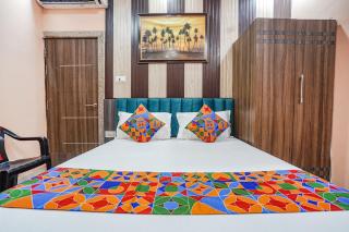 FabHotel Rameshwar Inn - 2