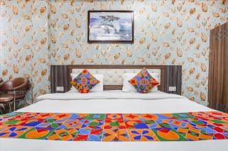 FabHotel Rameshwar Inn - 9