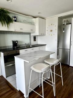 Aura D1404 two bedroom unit harborview balcony wifi parking - Auckland - 5
