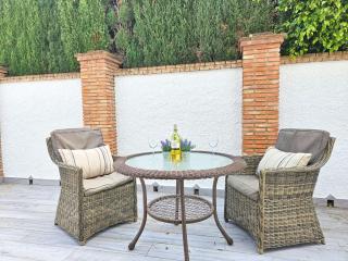 Two bed House in Calahonda just 1km to the beach - Mijas Costa - 9