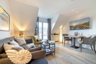 Mittelweg App FIVE - 9