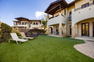 ZC02 Aphrodite Hills- Communal Pool, Garden - Kouklia - 0
