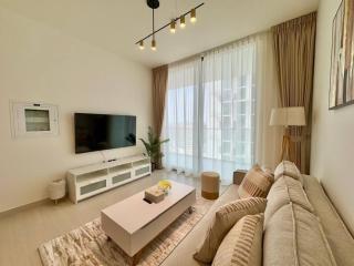 Spacious 1br Jvc Balcony & Parking Included - 9