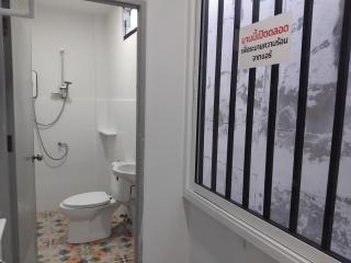 room 6 still available for MotoGP - 3