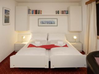 Apartment Chalet Abendrot apARTments-6 by Interhome - Grindelwald - 1