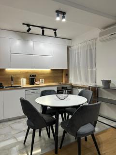 Central Square Lux Apartment - Skopje - 7