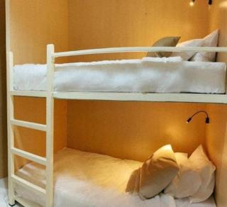 Airhub Hostel Phuket Airport - Ban Bo Han - 8